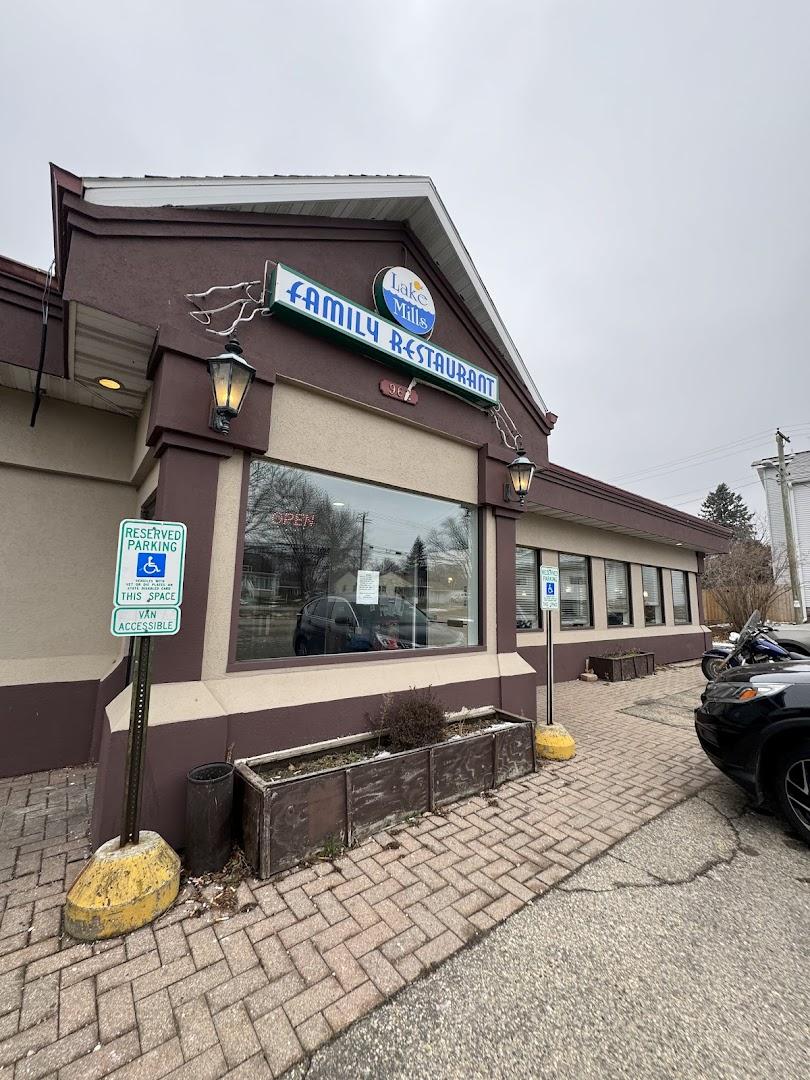 Lake Mills Family Restaurant